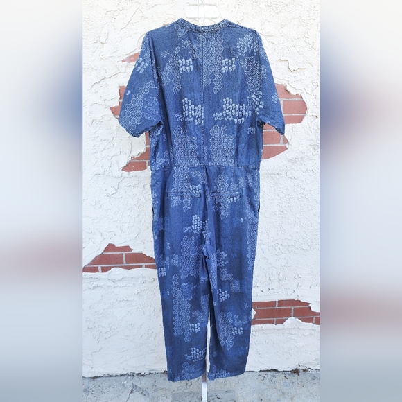 SMALL women FREE PEOPLE short sleeve open shoulder blue Jumpsuit Denim Chambray - Picture 13 of 16